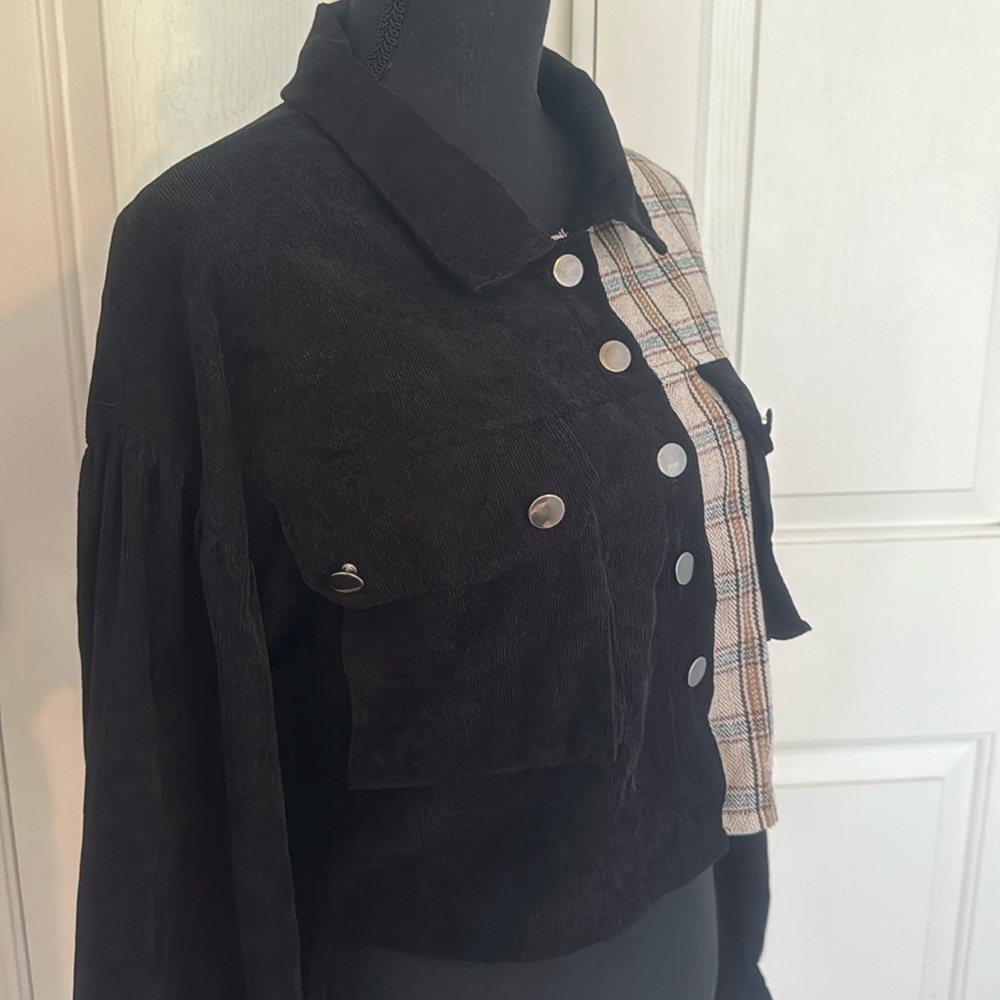 Cropped top fall jacket